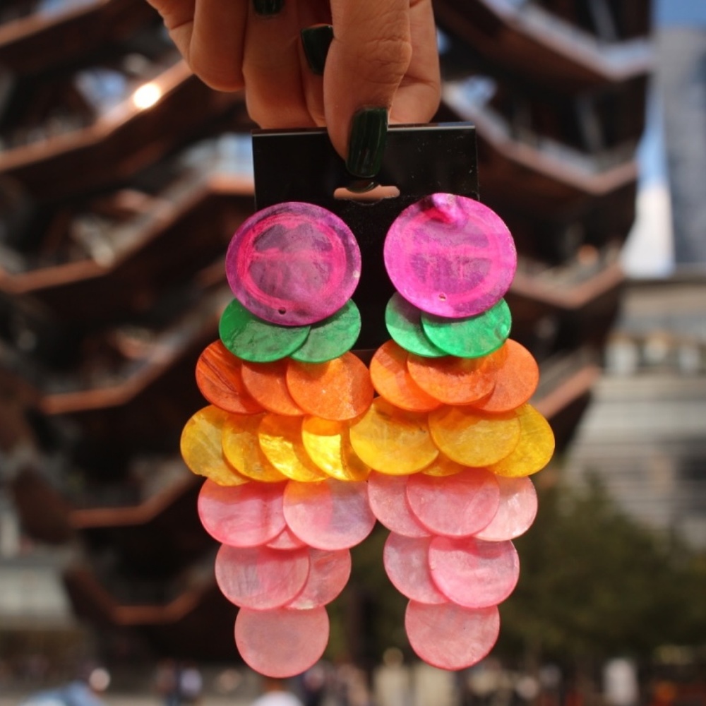 Colorful Layered Disc Earrings - Picture 4 of 7